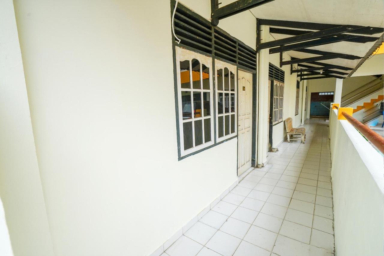 Oyo 2025 Wisma Musdalifa Palembang Bagian luar foto
