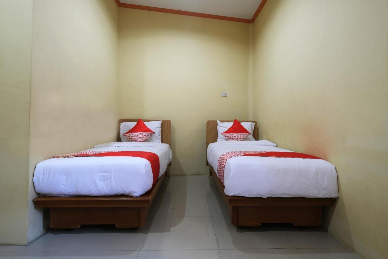 Oyo 2025 Wisma Musdalifa Palembang Bagian luar foto